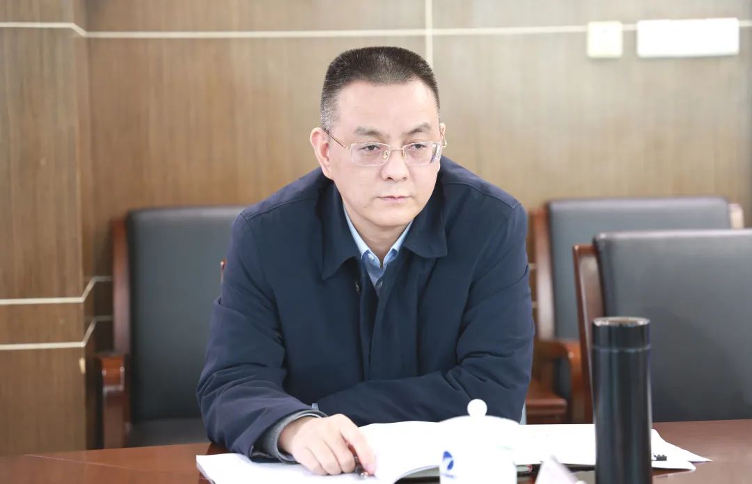 湘電集團召開(kāi)第六屆董事會(huì )第十一次會(huì )議 彭堅中.jpg