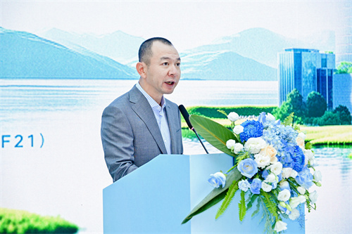 AI智啟建筑新生！美的樓宇科技閃耀2025中國國際制冷展